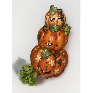 Halloween Center Street Design Stack O' Pumpkins Frog Candle Holder 1st Edition